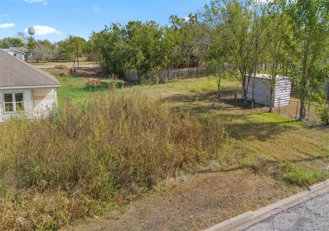 Homes for sale in Giddings, TX | 366 N Dallas St, Giddings, TX 78942 | MLS# 4851453