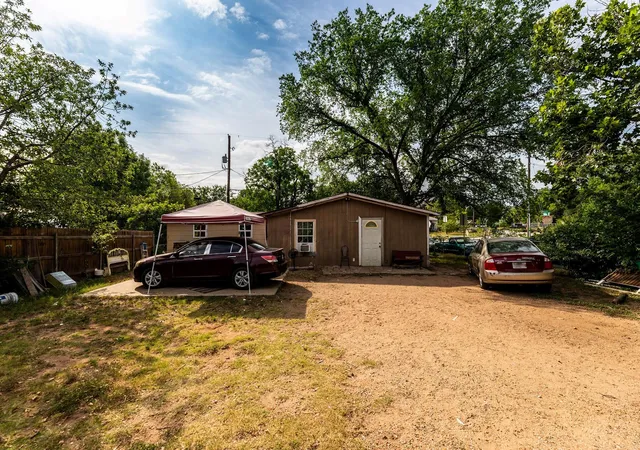 3rd image of 1144 Mason Ave, Austin, TX 78721 | MLS# 4025542