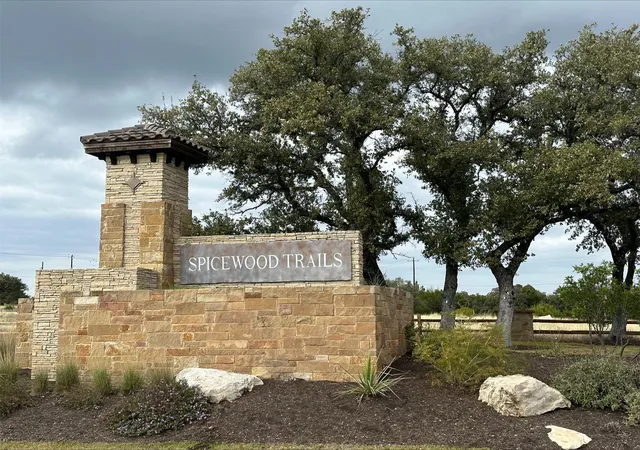 Homes for sale in Spicewood, TX | 409 Spicewood Trails Dr, Spicewood, TX 78669 | MLS# 6278176