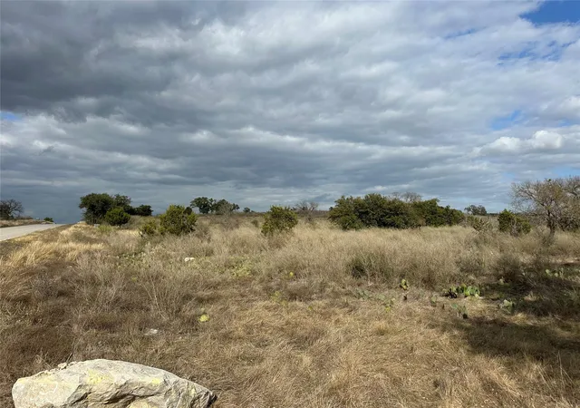 Homes for sale in Spicewood, TX | 409 Spicewood Trails Dr, Spicewood, TX 78669 | MLS# 6278176