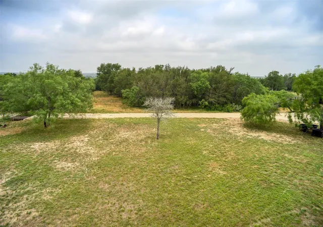 33rd image of 323 Cr 446, Gonzales, TX 78629 | MLS# 2161182