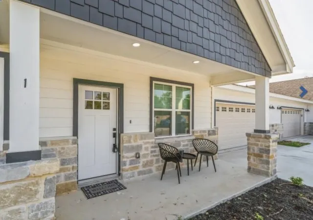 Photo 4 of Condo for sale at 224 Alves Ln #1, New Braunfels, TX 78130 | MLS# 7574737 | Listing updated on 2026-01-12