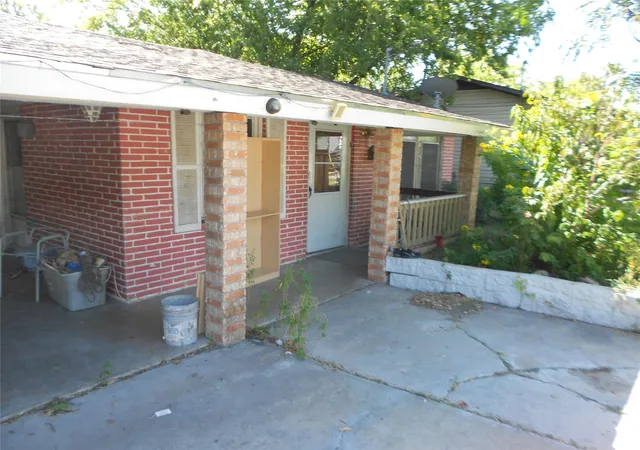 3rd image of 1423 Berene Ave, Austin, TX 78721 | MLS# 1353321
