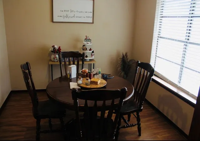 Photo 3 of Single family home for sale at 202 Byron Dr, Victoria, TX 77901 | MLS# 1899556 | Listing updated on 2025-02-19