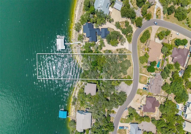 2nd image of 18401 Lakepoint Cir, Lago Vista, TX 78645 | MLS# 6133839