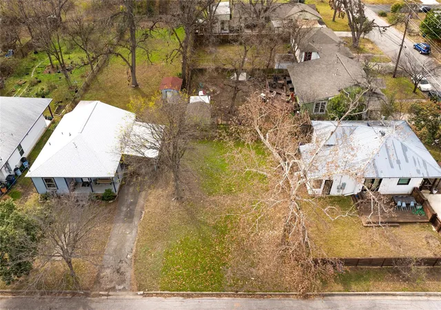 2nd image of 927 W 56th St, Austin, TX 78751 | MLS# 8521717