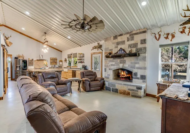 Photo 4 of Single family home for sale at 5450 County Rd 202, Lampasas, TX 76550 | MLS# 8562801 | Listing updated on 2026-07-13