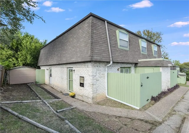 1st image of 2804 Westhill Dr, Austin, TX 78704 | MLS# 8020167