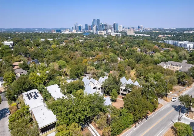 Listing Photo 1 - Condo for sale in building located at 1514 Parker Ln, Austin, TX 78741 - Unit #210