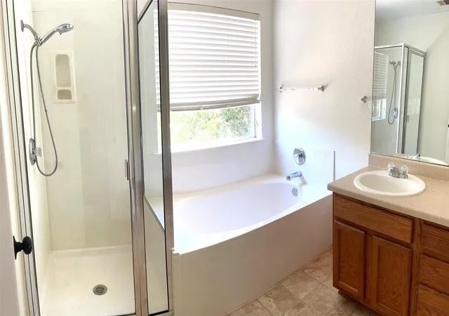 4th image of 115A Auction Oak #A, Kyle, TX 78640 | MLS# 8837103