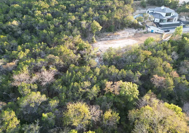 2nd image of 2701 Toro Canyon Rd #C, Austin, TX 78746 | MLS# 5614945