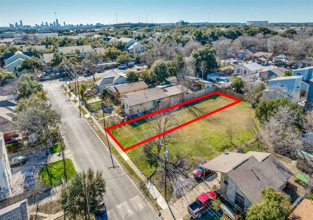 2nd image of 6908 Blessing Ave, Austin, TX 78752 | MLS# 1348953