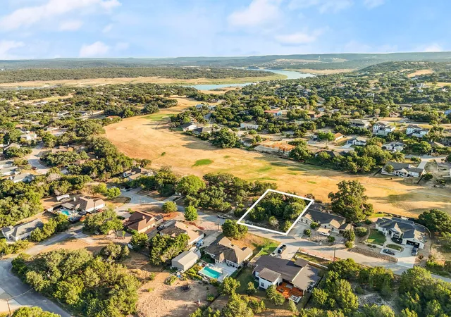 Homes for sale in Lago Vista, TX | 4121 Rockwood Dr, Lago Vista, TX 78645 | MLS# 1314719