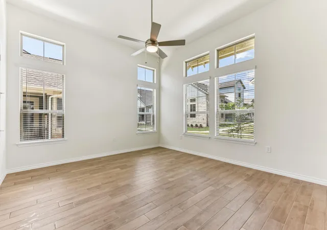 3rd image of 104 Maceo Wy, San Marcos, TX 78666