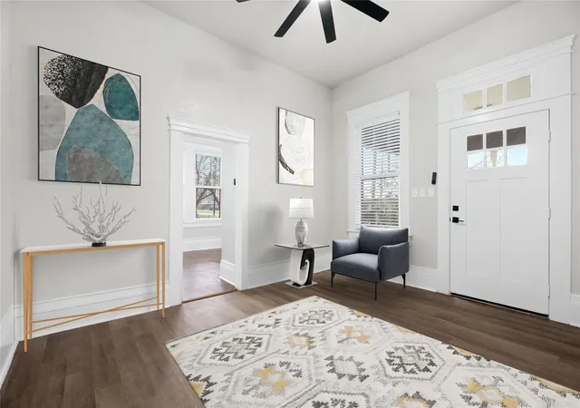 Photo 3 of Single family home for sale at 711 Bois Darc St, Lockhart, TX 78644 | MLS# 1906838 | Listing updated on 2025-06-13