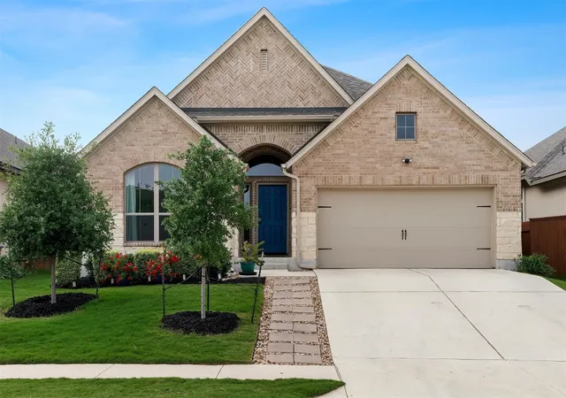Photo 2 of Sale Pending at 405 Glen Arbor Dr, Liberty Hill, TX 78642 | MLS# 4495375 | Listing updated on 2026-09-12
