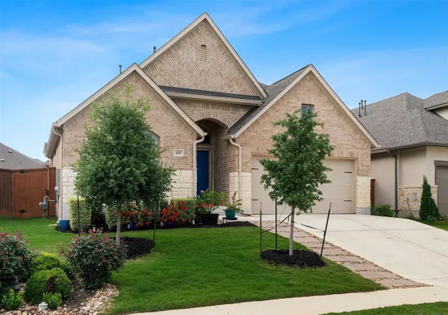 Photo 3 of Sale Pending at 405 Glen Arbor Dr, Liberty Hill, TX 78642 | MLS# 4495375 | Listing updated on 2026-09-12
