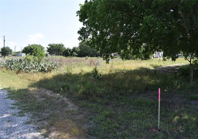 1st image of Tbd Hwy 40 Rd, Bastrop, TX 78602 | MLS# 1615091