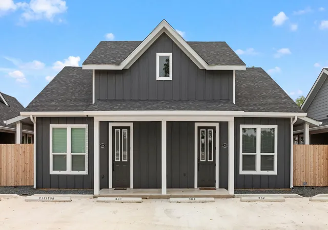Photo 2 of Condo for sale at 1003 Friendship Ln #301, Fredericksburg, TX 78624 | MLS# 6412134 | Listing updated on 2026-09-24