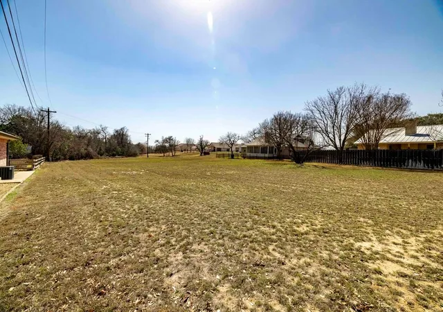 Photo 2 of Land for sale at 2009 Woodway Ct, Fredericksburg, TX 78624 | MLS# 7998046 | Listing updated on 2026-04-07