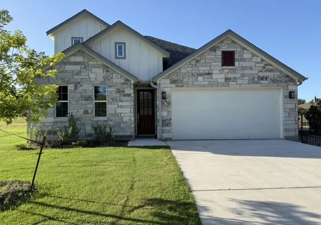 1st image of 107 Preston Trl, Meadowlakes, TX 78654 | MLS# 1905272