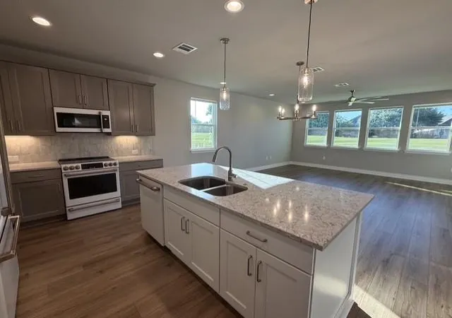 5th image of 107 Preston Trl, Meadowlakes, TX 78654 | MLS# 1905272