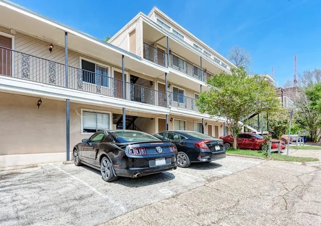 1st image of 1010 W 23 St #15, Austin, TX 78705 | MLS# 2973493