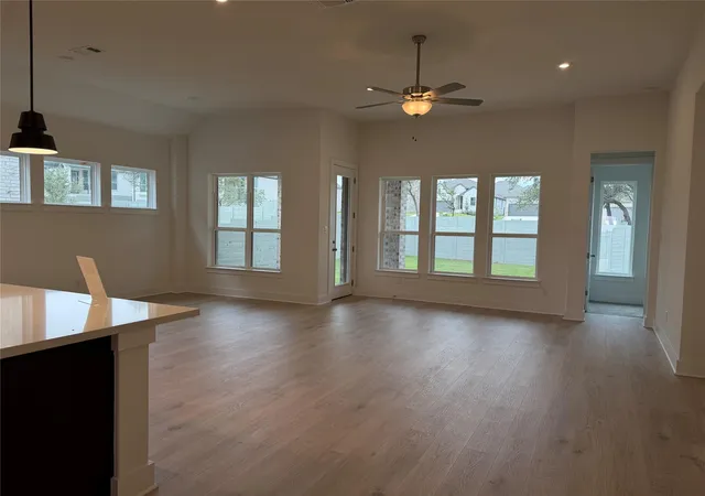 Photo 4 of Single family home for sale at 501 Texas Sky Dr, Georgetown, TX 78628 | MLS# 8168657 | Listing updated on 2026-09-18