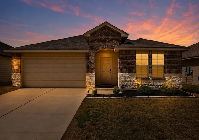 1st image of 133 Hammond Ct, Jarrell, TX 76537 | MLS# 3035655