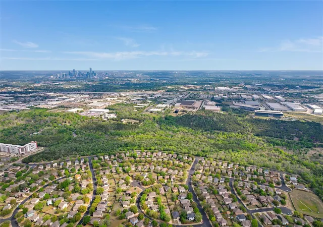 1st image of 5504 Viewpoint Dr, Austin, TX 78744 | MLS# 9709292
