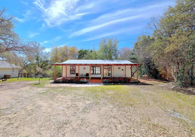 3rd image of 17311 Whippoorwill Trl, Lago Vista, TX 78645 | MLS# 3010855