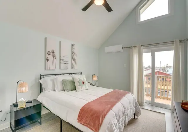 Photo 3 of Single family home for sale at 16525 Jamaica Cvs Rd, Galveston, TX 77554 | MLS# 9273620 | Listing updated on 2026-07-26