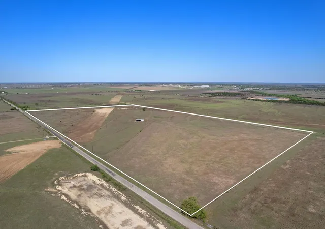 Photo 1 of Land for sale at 46248 Acres County Rd 211, Florence, TX 76527 | MLS# 2793557 | Listing updated on 2025-11-21