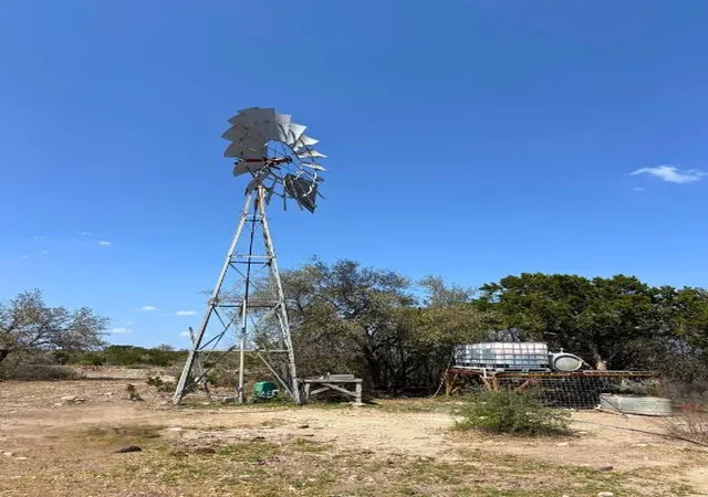 Photo 4 of House for sale at 191 Leona Ranch Rd, Brackettville, TX 78832 | MLS# 4002172 | Listing updated on 2026-05-15