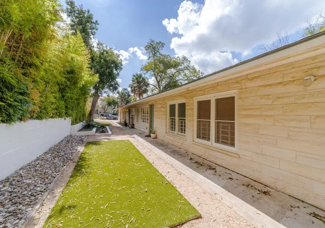 Photo 25 of Single family home for sale at 239 Brahan Blvd, San Antonio, TX 78215 | MLS# 6076415 | Listing updated on 2025-11-11