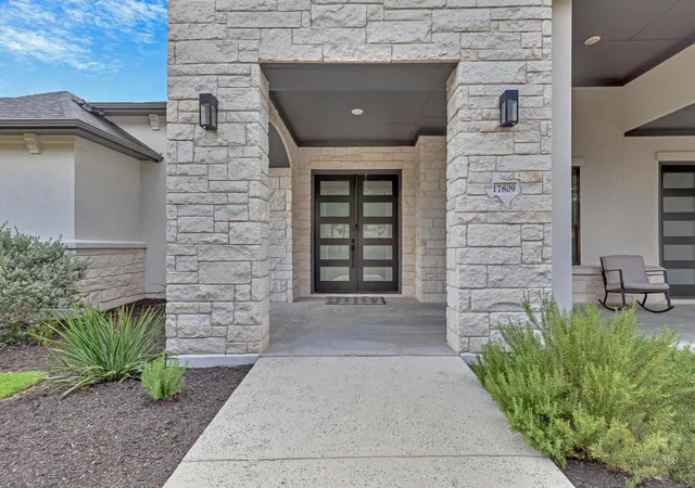 3rd image of 17809 Maritime Point Dr, Jonestown, TX 78645 | MLS# 4115334