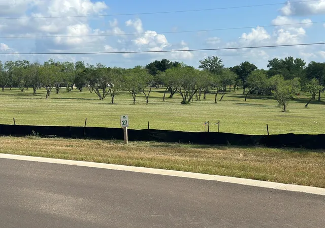 Photo 2 of Land for sale at Tbd Hawthorne Ln, Spicewood, TX 78669 | MLS# 3968147 | Listing updated on 2026-03-16