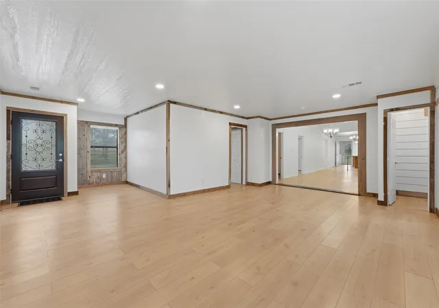 Photo 3 of Single family home for sale at 1229 State Hwy 304 Hwy, Gonzales, TX 78629 | MLS# 1824320 | Listing updated on 2026-09-04