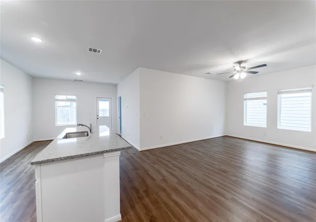 3rd image of 716 Barbary Coast Ln, Jarrell, TX 76537 | MLS# 1111251
