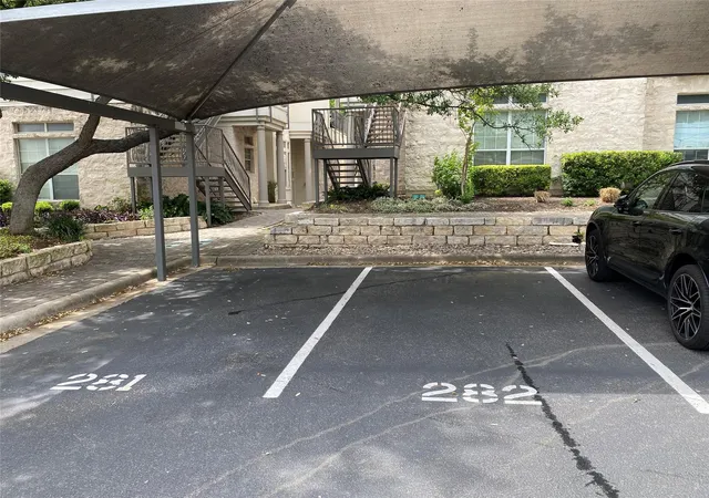 Listing Photo 2 - Condo for sale in building located at 2918 N 620Th Rd, Austin, TX 78734 - Unit #O282