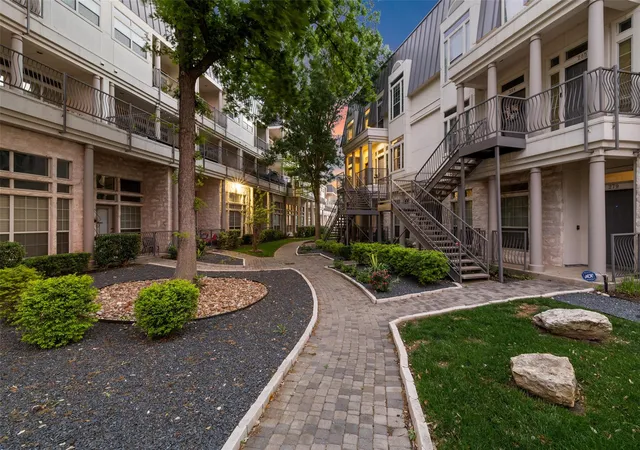 Listing Photo 3 - Condo for sale in building located at 2918 N 620Th Rd, Austin, TX 78734 - Unit #O282