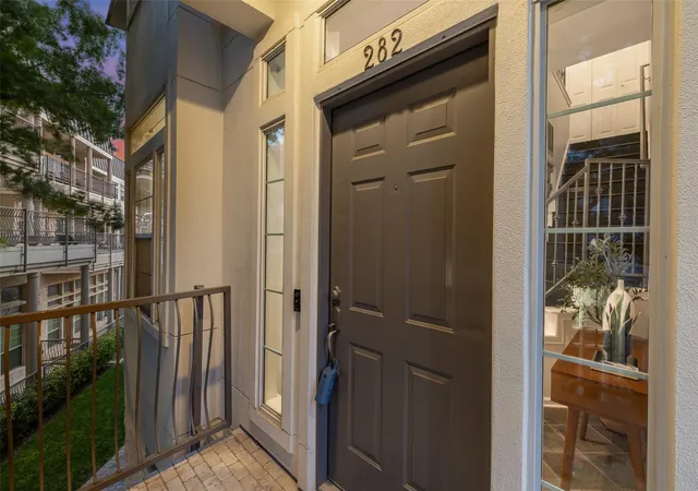 Listing Photo 4 - Condo for sale in building located at 2918 N 620Th Rd, Austin, TX 78734 - Unit #O282