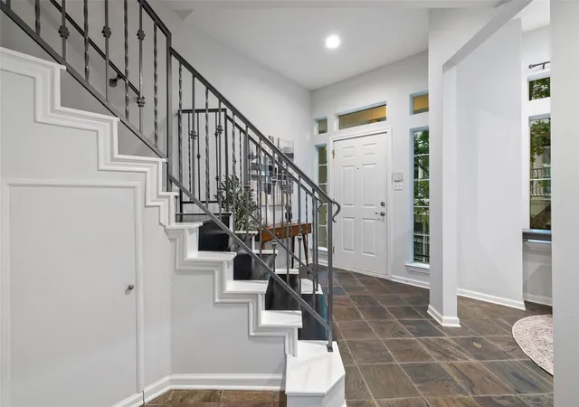 Listing Photo 5 - Condo for sale in building located at 2918 N 620Th Rd, Austin, TX 78734 - Unit #O282