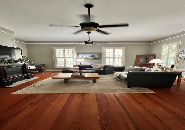 1st image of 636 Franklin St S, La Grange, TX 78945 | MLS# 8825018