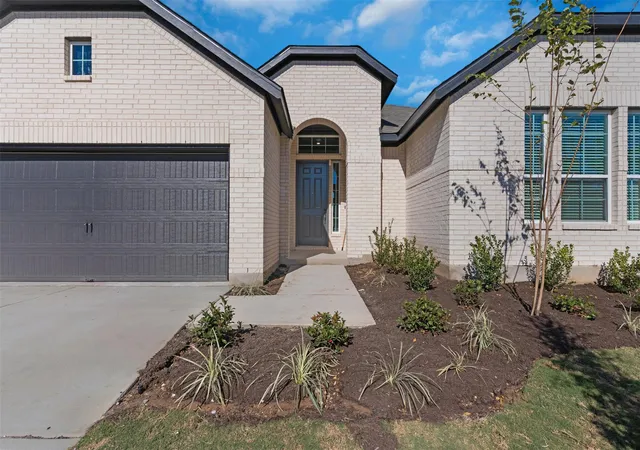 Photo 2 of Single family home for sale at 328 Ridgewell Loop, Georgetown, TX 78633 | MLS# 5684283 | Listing updated on 2026-10-27