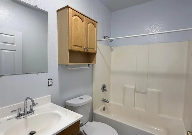 2nd image of 251 Zimmerman Ave, Bastrop, TX 78602