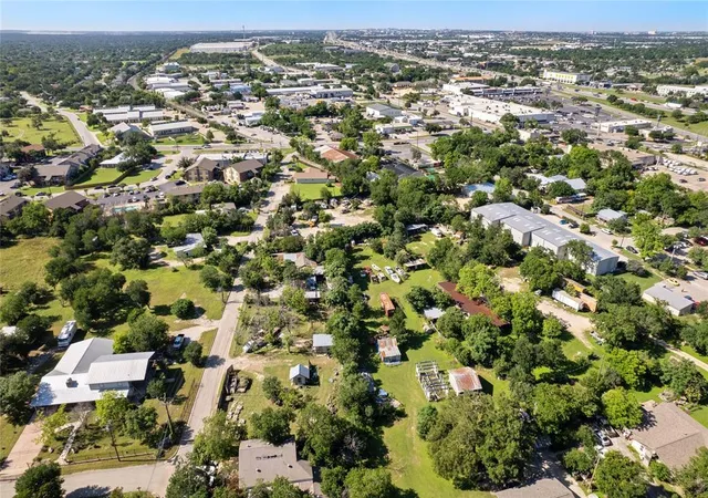 2nd image of 909 Wonder St, Round Rock, TX 78681 | MLS# 8193245
