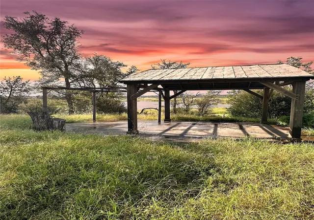 1st image of 29 Chimney Cove Dr, Marble Falls, TX 78654 | MLS# 9568760