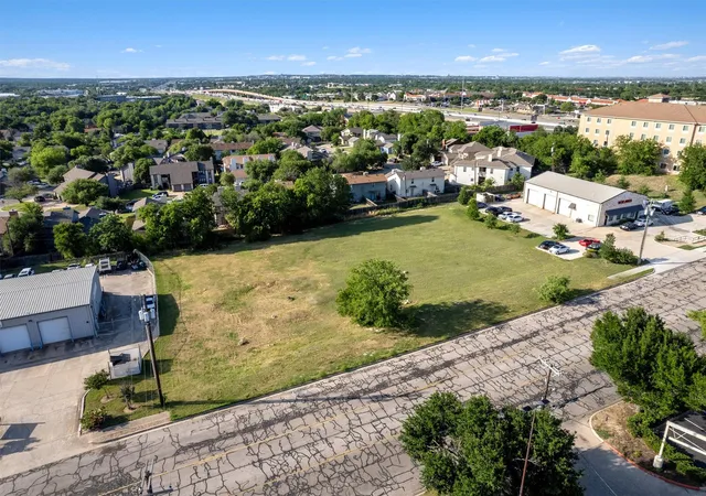 Photo 4 of Land for sale at 330 Old W Dr, Round Rock, TX 78681 | MLS# 2570944 | Listing updated on 2026-09-08