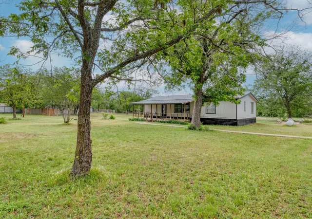2nd image of 209 Fallwell St, Liberty Hill, TX 78642 | MLS# 9368629